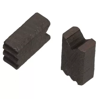 SZÉNPÁR A JURA DARÁLÓHOZ