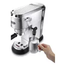 De'Longhi Dedica Style EC685.M karos eszpresszó kávéfőző