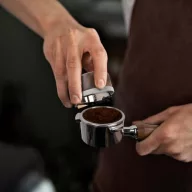 NOTSEK állítható kávéelosztó 58 mm, diófa