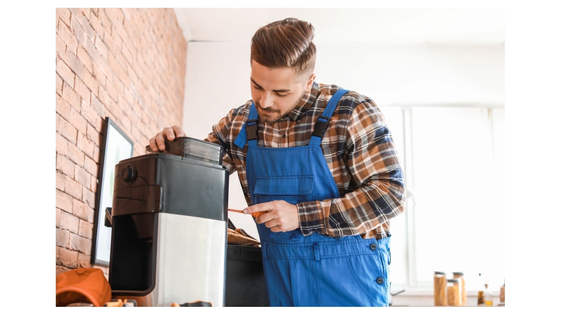 fontos a kávéfőző rendszeres vízkőtelenítése